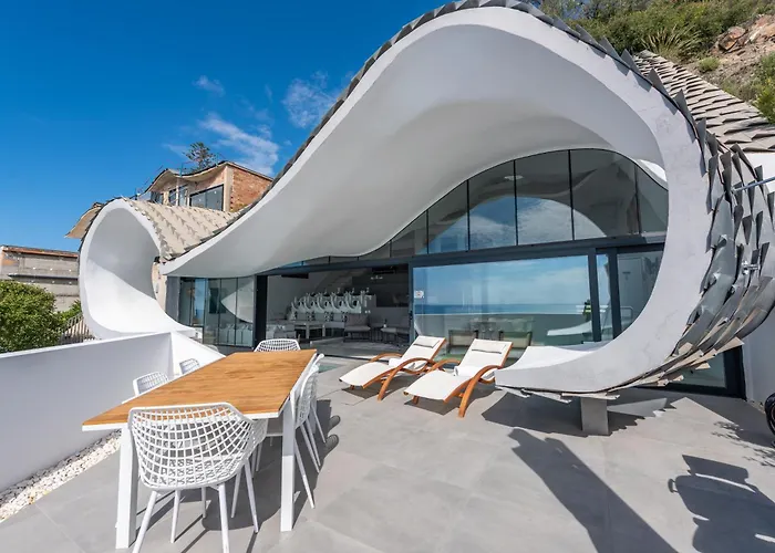 Rentitspain - Casa Acantilado - Lujo Y Estilo Frente A La Costa Tropical Ferienhaus *
