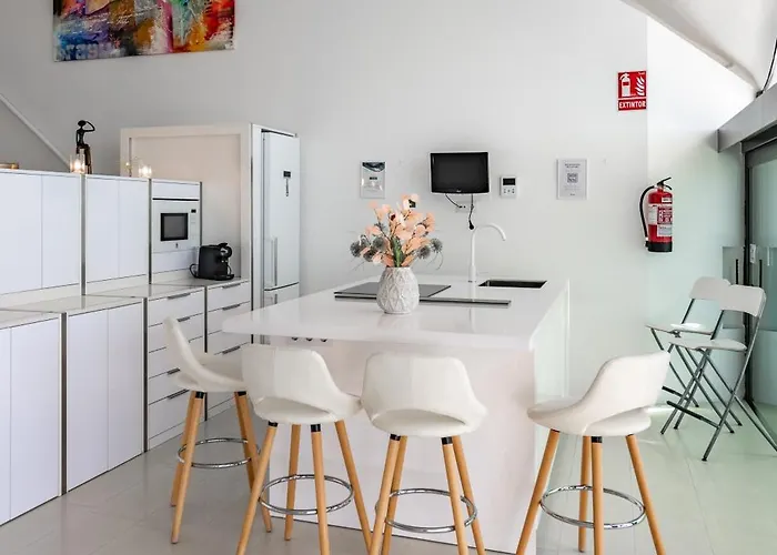 Rentitspain - Casa Acantilado - Lujo Y Estilo Frente A La Costa Tropical Salobreña