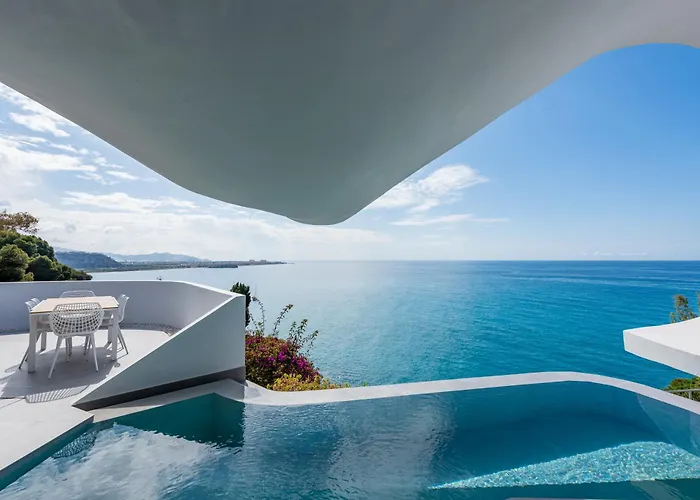 Ferienhaus Rentitspain - Casa Acantilado - Lujo Y Estilo Frente A La Costa Tropical Salobreña
