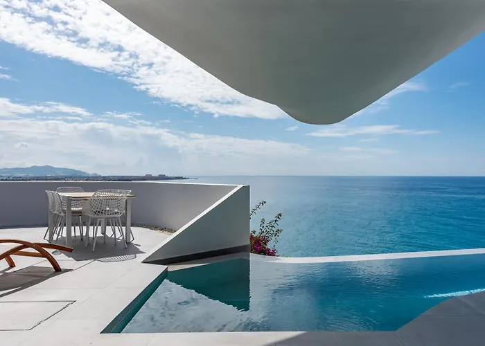 Rentitspain - Casa Acantilado - Lujo Y Estilo Frente A La Costa Tropical * Salobreña