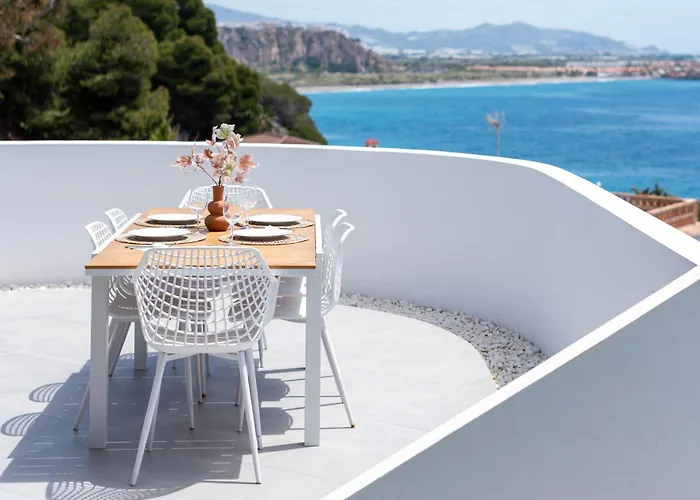 Ferienhaus Rentitspain - Casa Acantilado - Lujo Y Estilo Frente A La Costa Tropical