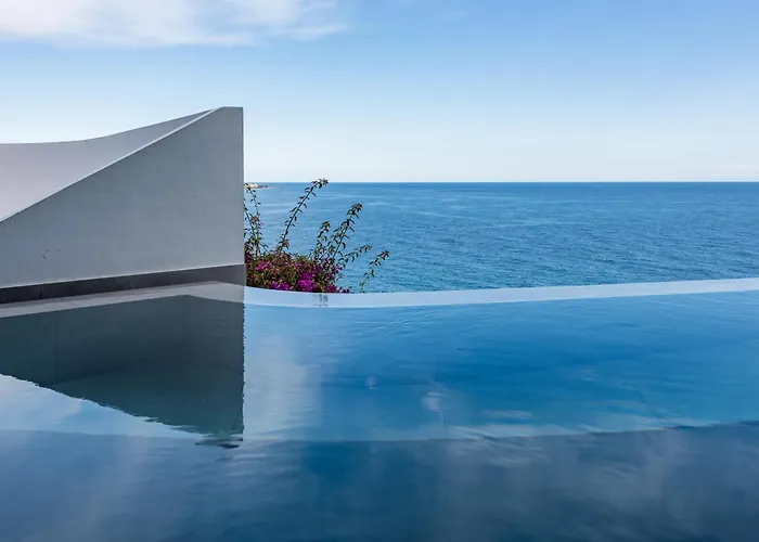 Ferienhaus Rentitspain - Casa Acantilado - Lujo Y Estilo Frente A La Costa Tropical