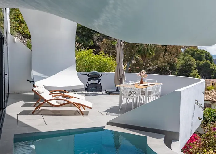 Rentitspain - Casa Acantilado - Lujo Y Estilo Frente A La Costa Tropical Ferienhaus